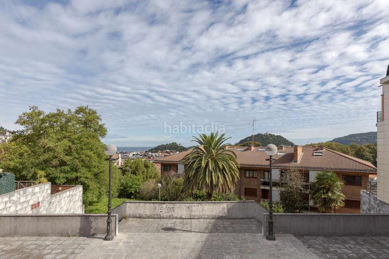 Foto dcff1b0a-3636-437d-8c2b-b0d7b47d73c8. Piso impecable vivienda en el corazón del Antiguo en Donostia - San Sebastián