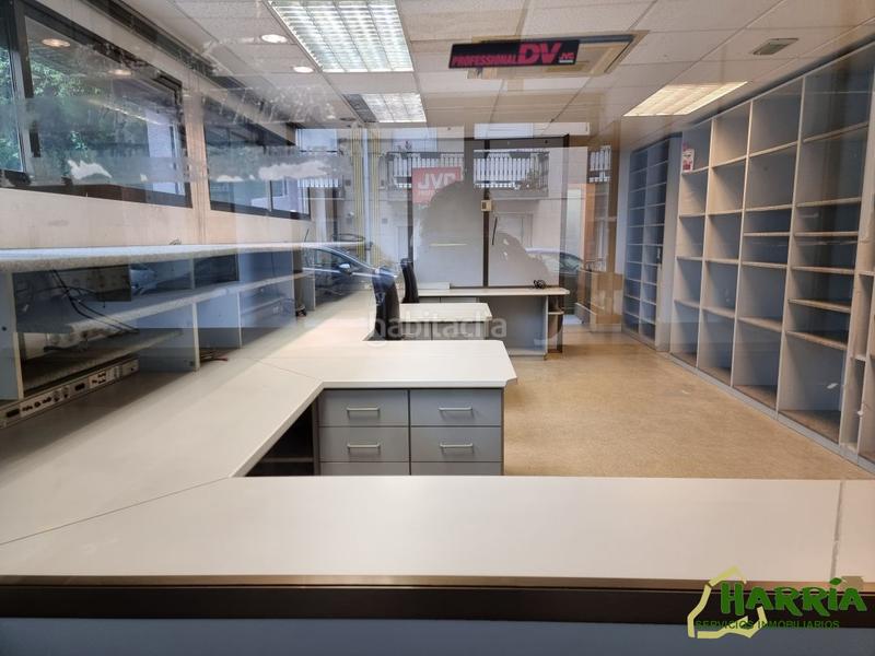 Foto 6d834506-f81c-469b-b74f-f8728536cd25. Locale commerciale in osasun iturria kalea 26 in Amara Zaharra-Arbaizenea Donostia - San Sebastián