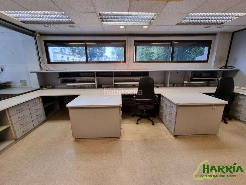 Foto edda9390-30d0-48fc-8a42-c7ff9a7adb1a. Locale commerciale in osasun iturria kalea 26 in Amara Zaharra-Arbaizenea Donostia - San Sebastián