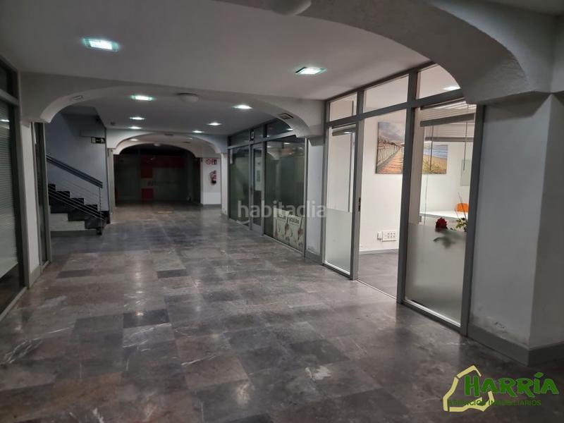 Foto d763f643-dafe-486c-885d-9f0e7edf316d. Oficina Gros oficina en galería calle ronda en Gros Donostia - San Sebastián