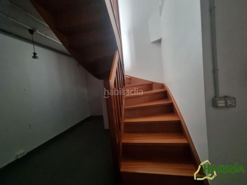 Foto 329bf7f5-5df2-470b-b943-dee8d3506036. Affitto locale commerciale in Centro Errenteria