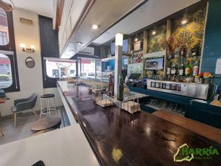 Local commercial  Jose maria soroa kalea. Gros, buena zona bar con salida de humos, cocina
