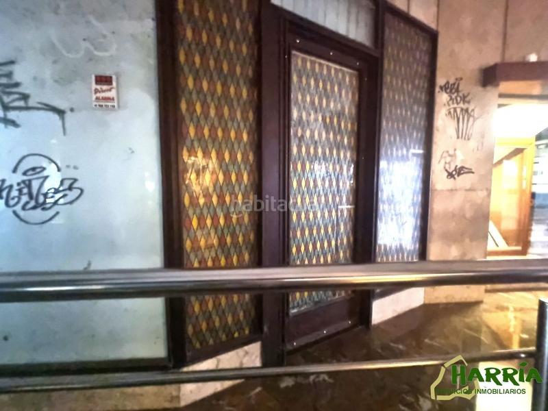 Foto 1d0b696c-ba6f-4f85-a9ed-206e6e6873ce. Local commercial dans Amara Donostia - San Sebastián