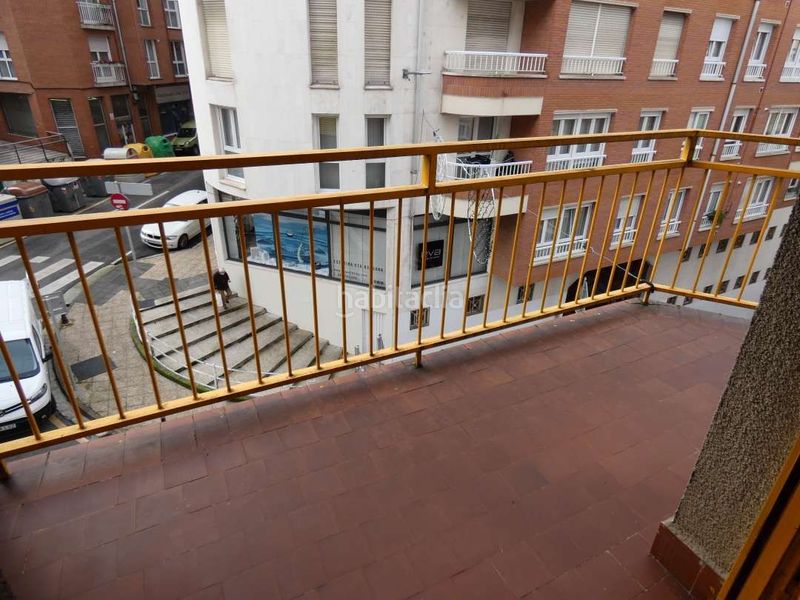 Foto 0f6cb2ec-8cef-4d1a-baca-5978e760ad49. Pis a Eibar