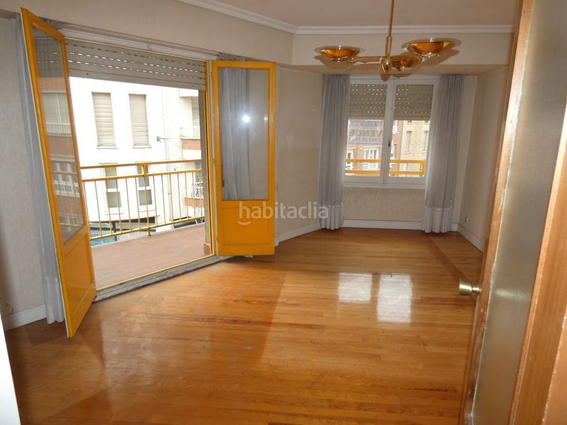 Foto c11140e6-3084-46d3-9037-a1b6e19957ee. Pis a Eibar