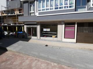 Local commercial à Eibar. Venta local comercial