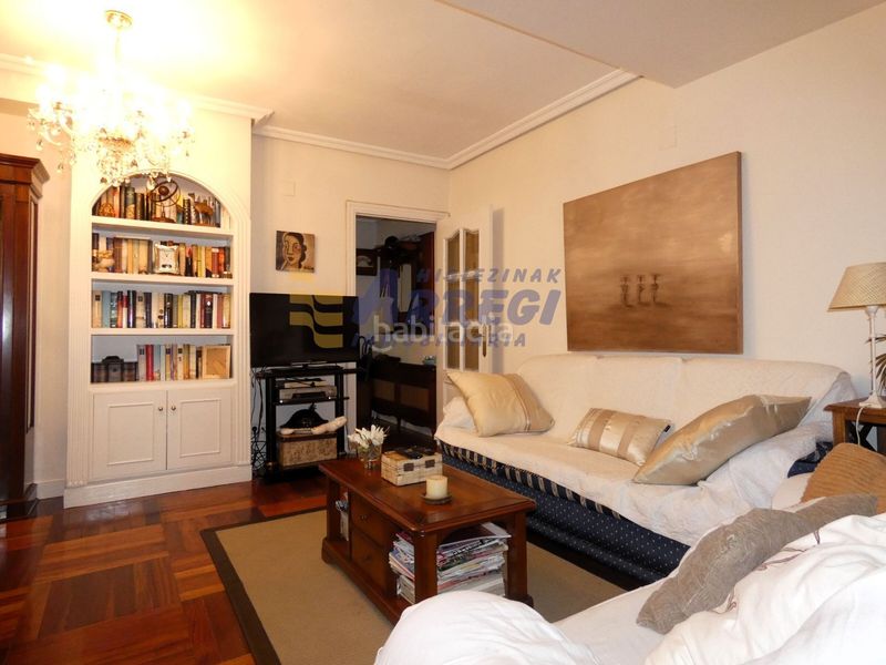 Foto 4651255d-f660-49fb-b0e4-5425438bdd3a. Etagenwohnung mit heizung in Eibar