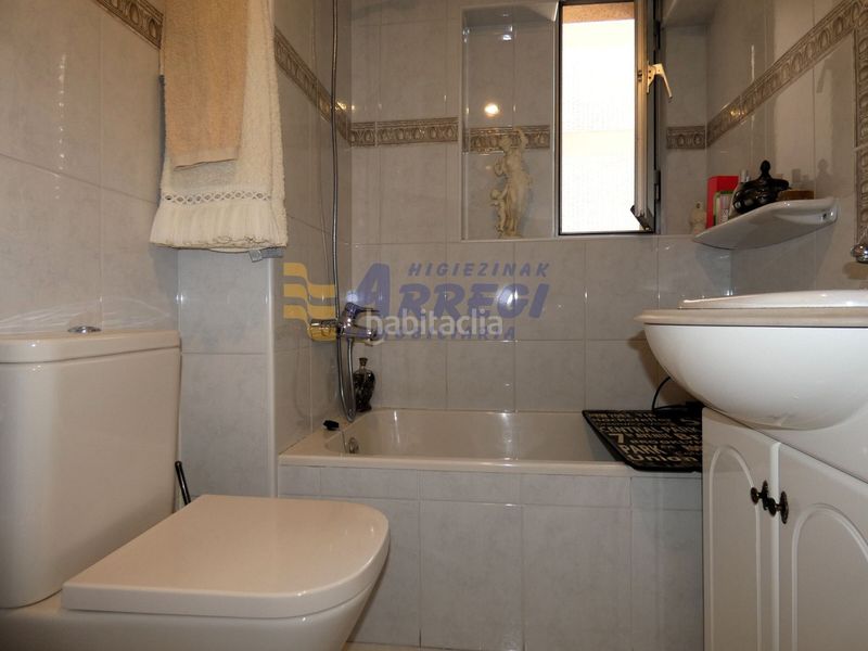 Foto a3584177-0b80-431f-b8bf-ee960863920e. Etagenwohnung mit heizung in Eibar