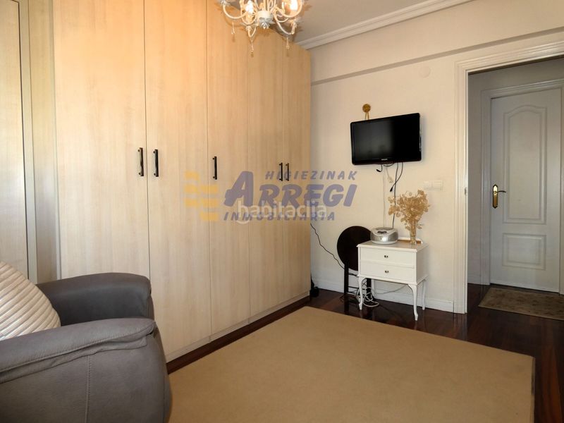 Foto de63dadc-0c88-44a0-bc61-6d39e5680570. Etagenwohnung mit heizung in Eibar