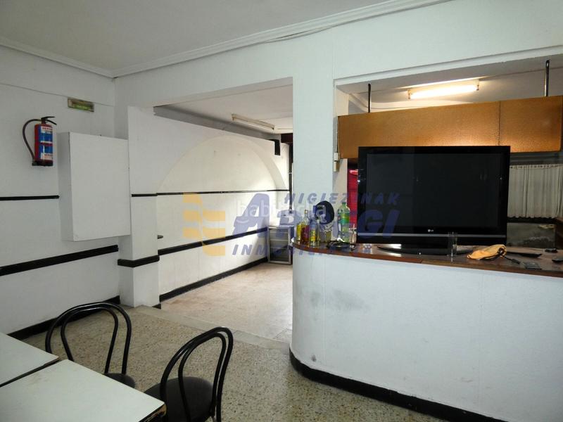 Foto 2f412ea4-acc5-4803-bf85-b59491dd286e. Local comercial en Eibar