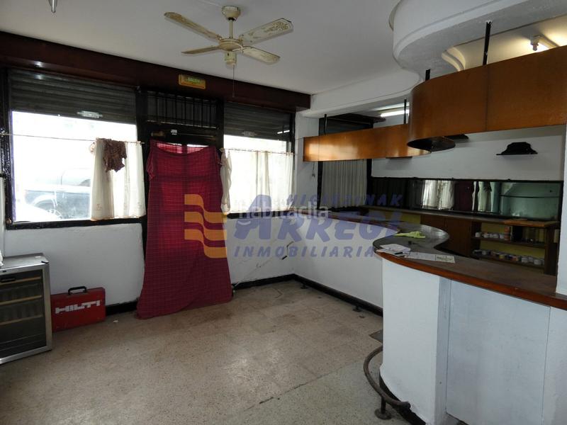 Foto f51d010c-1bff-47d4-9c4e-b9d32cb55426. Local comercial en Eibar
