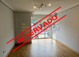 Appartement  Jardiñeta. Luminosa vivienda de 2 dormitorios con garaje y trastero incluid