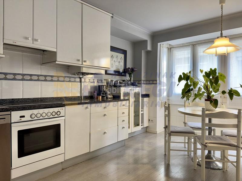 Foto 639c9f59-f0b5-41e2-be15-40637f5380d4. Flat with heating in Eibar