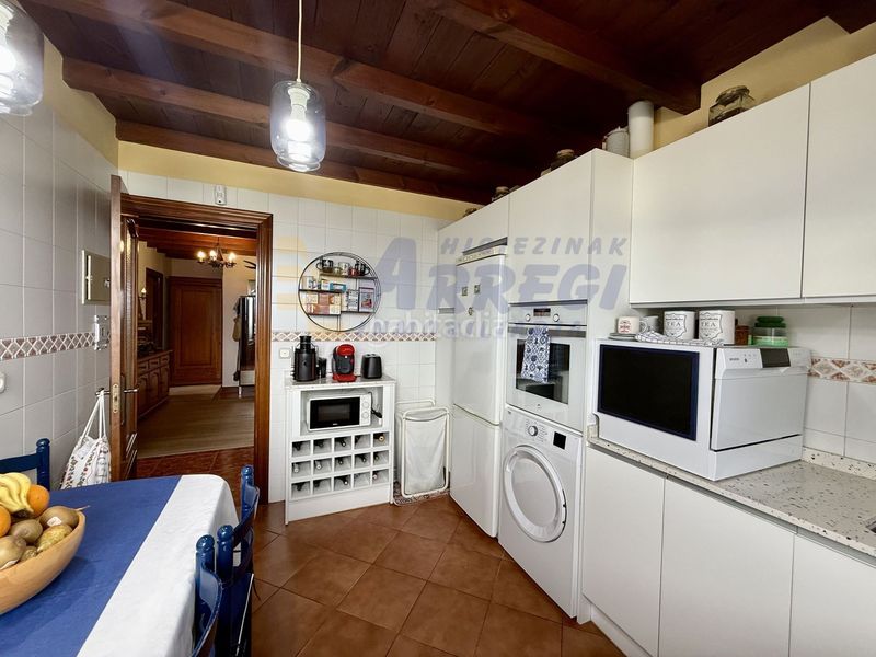 Foto bae57fbb-553b-4871-8bc6-ae982b52f27f. Casa amb calefacció piscina a Mutriku