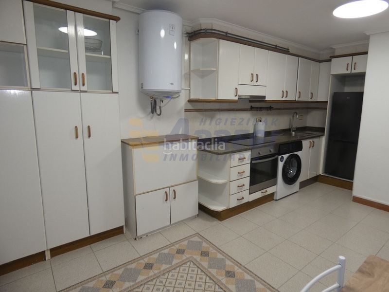 Foto 424b541d-b055-4d0b-b918-137a7756e960. Flat in Eibar