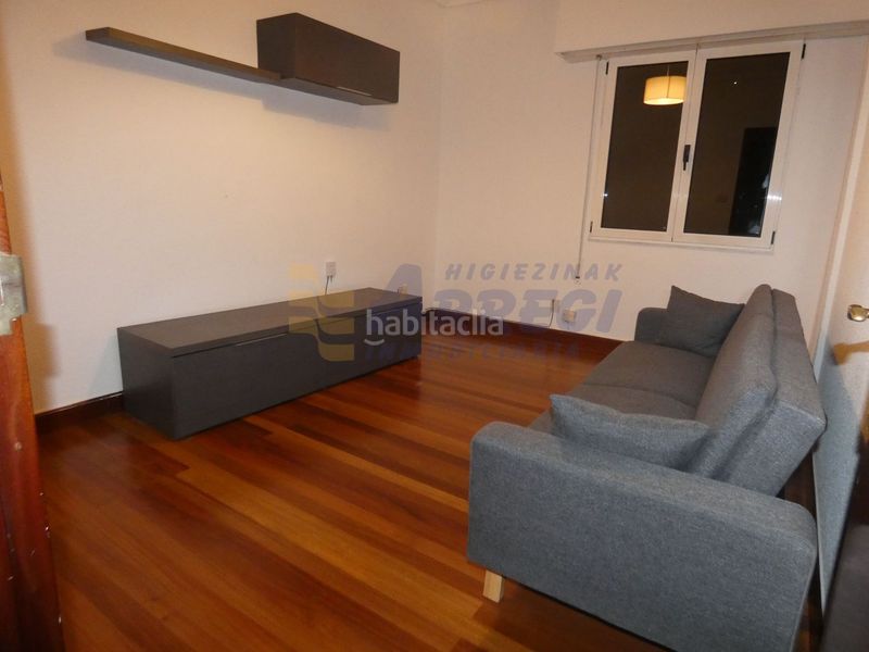 Foto 5aaf7ea0-8b00-4187-9b6b-5075af6c1803. Flat in Eibar