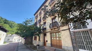 Appartement  Izelaieta. Amplia y luminosa vivienda en pleno casco histórico con ascensor
