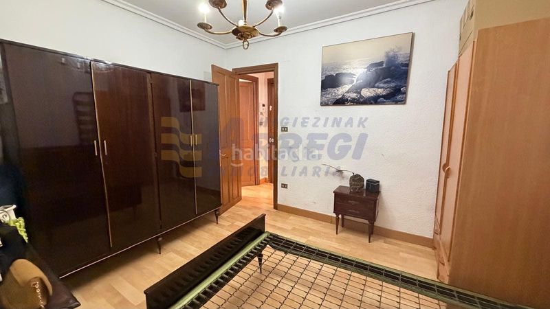 Foto 87152e06-ff91-418e-964b-59db22c815c8. Pis a Ermua