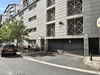 Car parking  Jardiñeta. Garaje cerrado en venta en jardiñeta