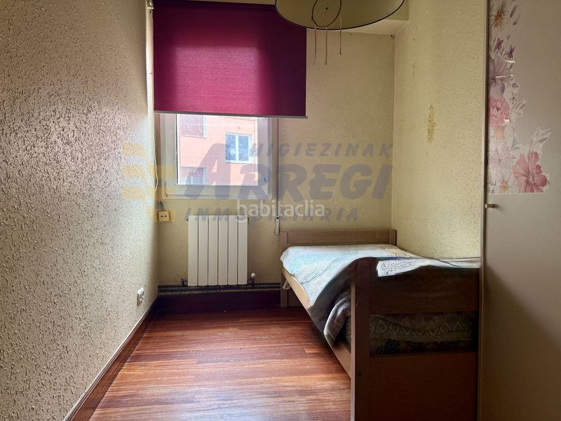 Foto 911bcbbf-f32d-455b-bbcb-2a045a0f8a55. Flat in Eibar
