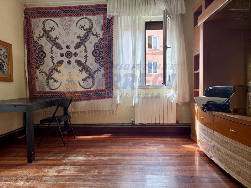 Foto c4b55b0f-c100-4bfc-a854-ea1a1bf0ff74. Flat in Eibar