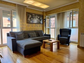 Etagenwohnung  Jacinto olave. Amplia vivienda de 4 dormitorios con ascensor, trastero y opción