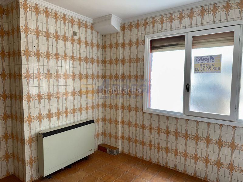 Foto cf4f6da6-b065-49f9-8431-5a3d0c9da3ac. Appartamento con parcheggio in Eibar