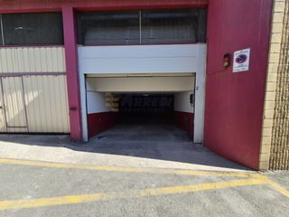 Posto auto  Legarregain. Garaje cerrado en venta en legarregain  buen acceso y zona de li