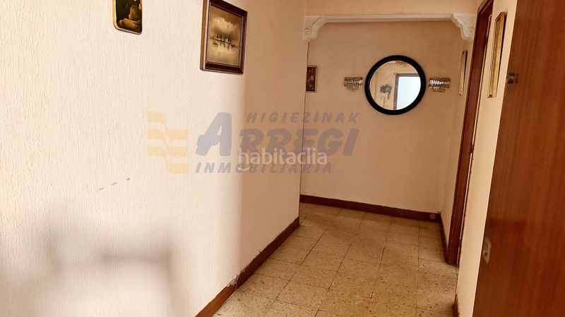 Foto 1e35b3d2-0caf-49e4-9d11-8bbd0679bcec. Pis a Eibar