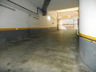 Lloguer Aparcament cotxe a Donostia-san sebastián - calle matía 29. Garaje cerrado en plena calle matía, en el barrio de el antiguo