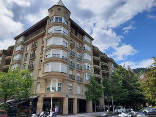 Affitto Appartamento  Donostia-san sebastián - logroño. Bonito apartamento alto y amueblado en el barrio de ondarreta de