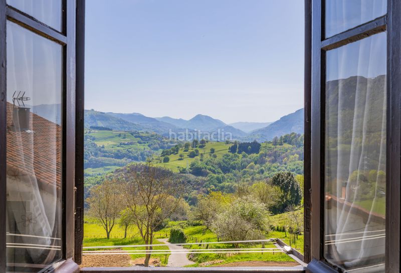 Foto 56888fd0-4569-4497-bffa-93208437b3ac. Casa amb calefacció a Hernialde