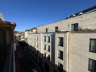 Location Appartement  Donostia-san sebastián - san bartolome kalea. Precioso piso exterior en el centro de san sebastián ? ideal par