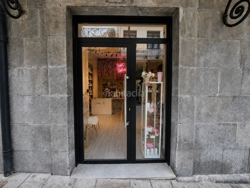 Foto a83cc7bf-b984-4c4f-bcfc-0cf742db639f. Local comercial a Hernani