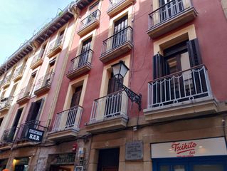 Flat in Donostia-San Sebastián - Calle Fermín Calbetón 24