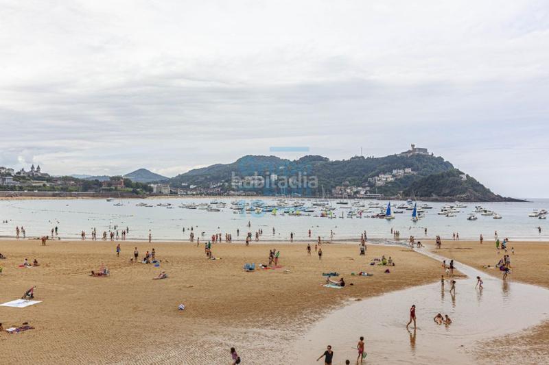 Foto 5d3edbd8-10b3-4da3-a8a0-75617d865e71. Rent flat in Área Romántica Donostia - San Sebastián