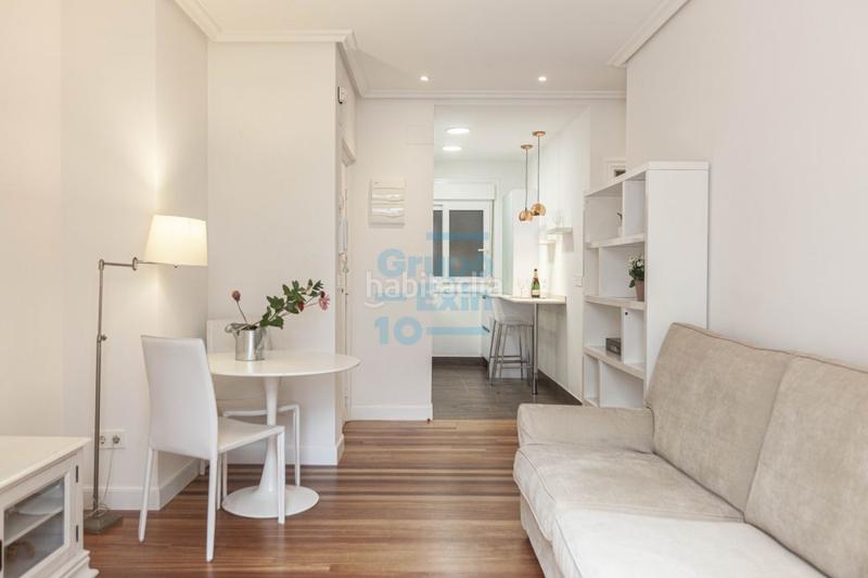 Foto a887c764-1a5d-487f-8f9d-e60d5195e6ef. Rent flat in Área Romántica Donostia - San Sebastián