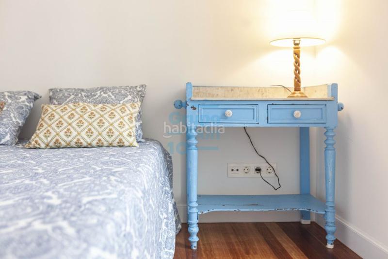 Foto f322f789-d932-4f8e-99f4-c096147ea480. Rent flat in Área Romántica Donostia - San Sebastián