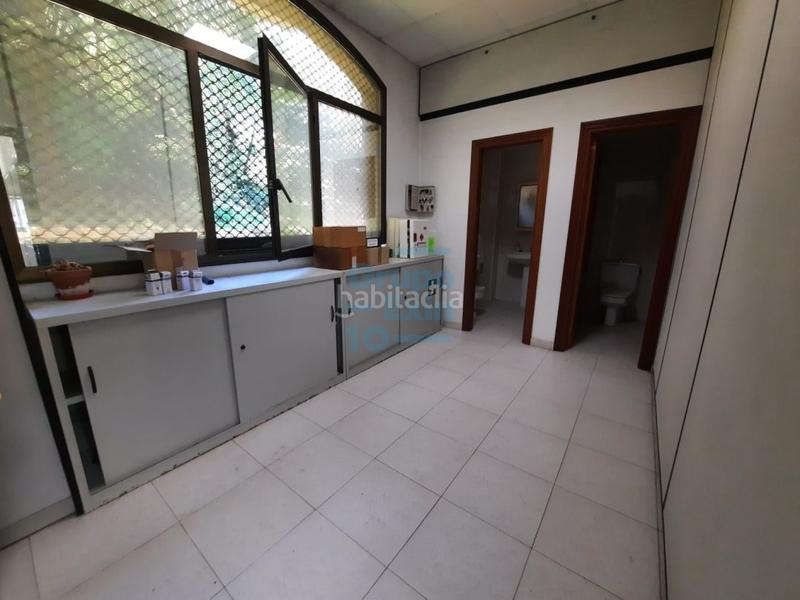 Foto be8d3135-3bae-4b63-aa67-6631492e55d5. Local commercial dans donostia-san sebastián - ondarreta pasealekua 14 dans Donostia - San Sebastián