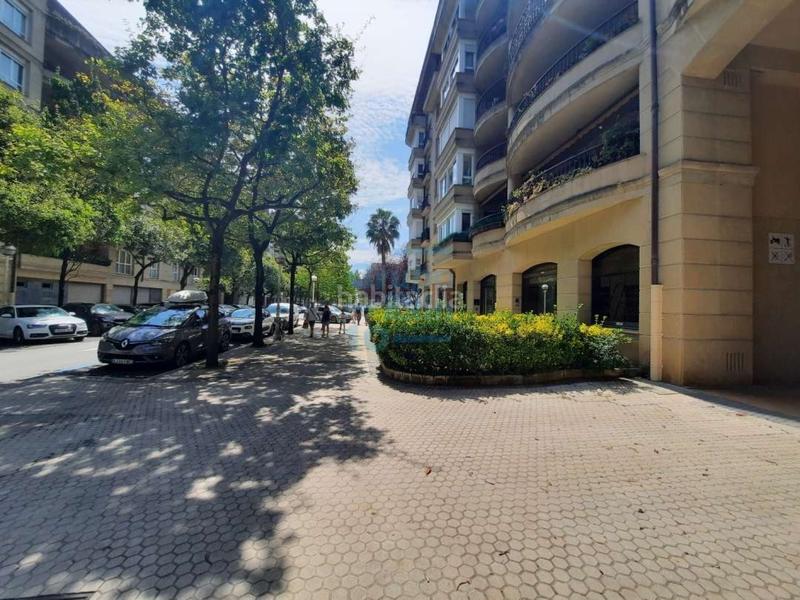 Foto dc95dd11-d2ed-4dcc-8df9-077f6e11f1a8. Local commercial dans donostia-san sebastián - ondarreta pasealekua 14 dans Donostia - San Sebastián