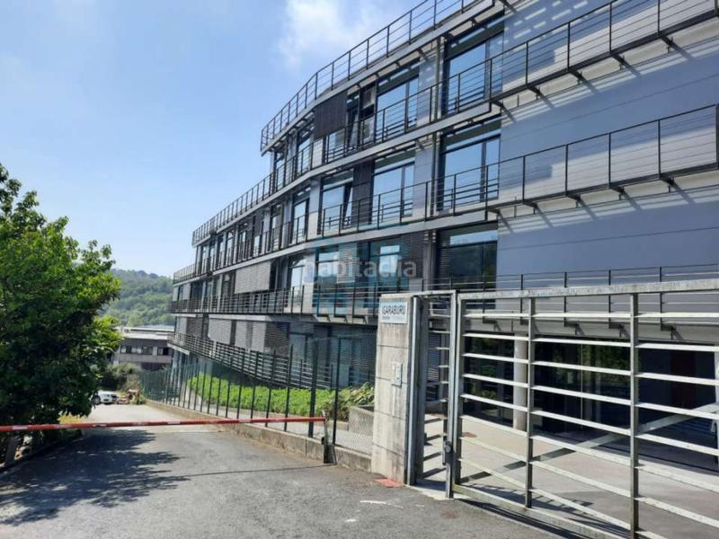 Foto a3c00300-7f19-4fc4-ab8e-660d6f12c4f7. Miete büro mit parking in Ibaeta Donostia - San Sebastián