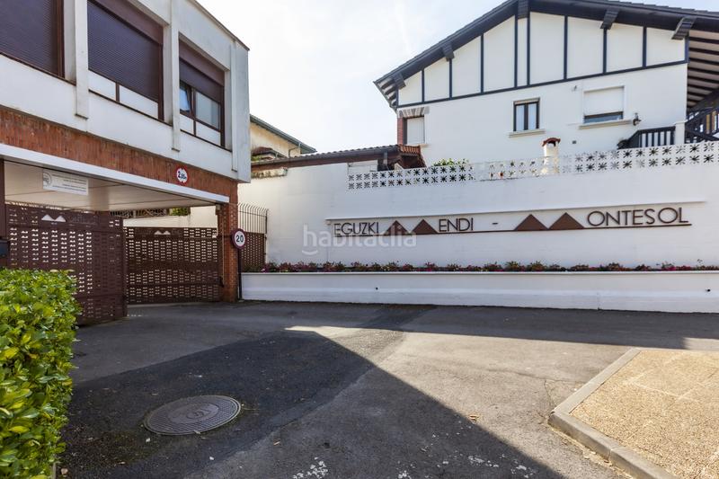 Foto eaa27c3d-4fdd-46d6-be53-6696d3e2992e. Casa a schiera con riscaldamento parcheggio piscina in Donostia - San Sebastián