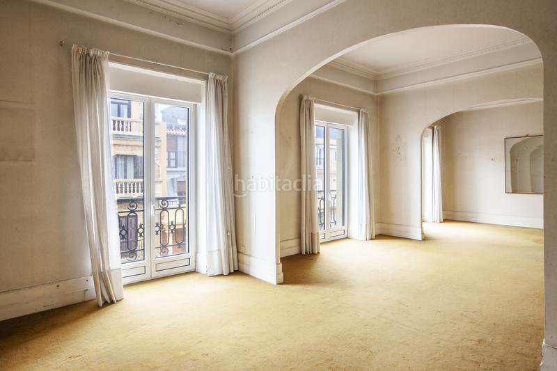 Foto 4ee5c64a-9c07-497d-ab8e-b465a38ed043. Piso descubre una propiedad exclusiva situada en la mejor zona del barrio de Gros en donostiasan sebastián. en Donostia - San Sebastián