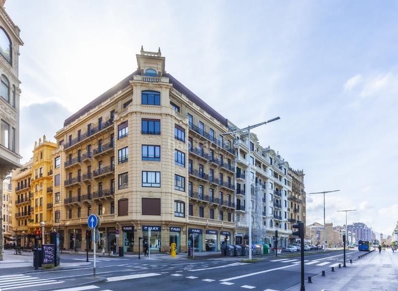 Foto 8dc9d058-7904-4c8c-8743-251e9c4f1727. Piso descubre una propiedad exclusiva situada en la mejor zona del barrio de Gros en donostiasan sebastián. en Donostia - San Sebastián