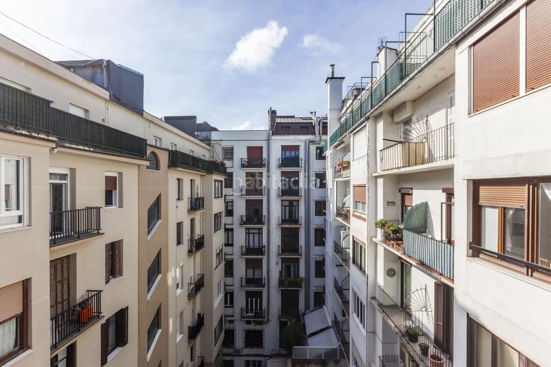 Foto a691048e-0110-48d6-a157-fc0250a98300. Piso descubre una propiedad exclusiva situada en la mejor zona del barrio de Gros en donostiasan sebastián. en Donostia - San Sebastián