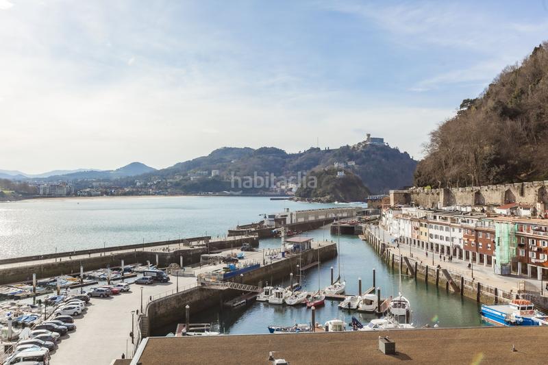 Foto 2bc6a451-d09d-4506-9610-a1e1740d153f. Àtic amb calefacció a Parte Vieja Donostia - San Sebastián