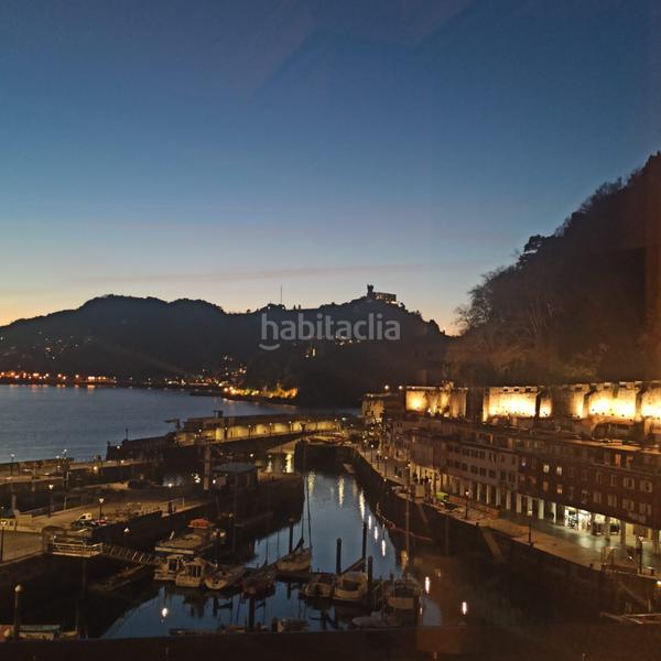 Foto 9390e255-d937-4a15-b43e-fd28ce5cf1f3. Àtic amb calefacció a Parte Vieja Donostia - San Sebastián