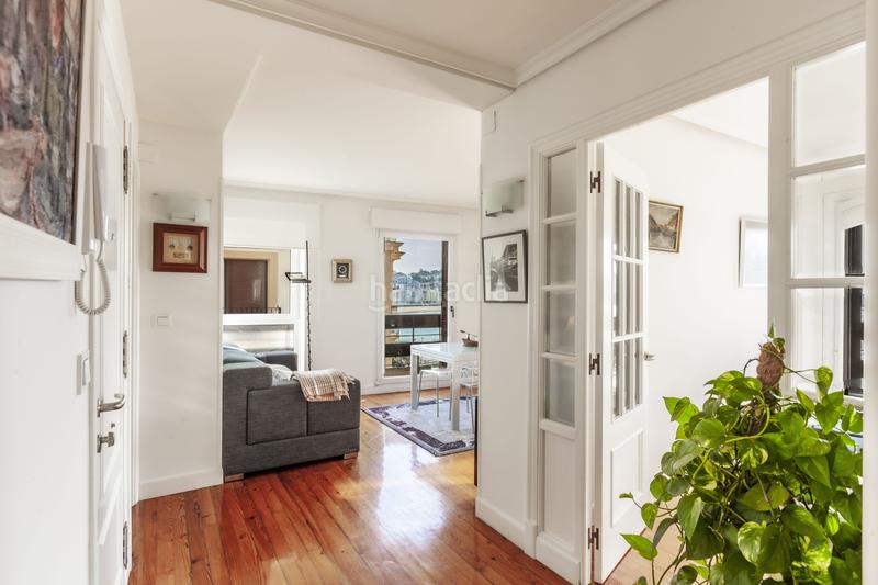 Foto f63d0ec4-3467-48c2-93d5-b886ab30ff2e. Àtic amb calefacció a Parte Vieja Donostia - San Sebastián