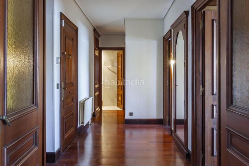 Foto aa67cea2-88c5-4cb7-b039-cf433171d255. Appartement dans donostia-san sebastián - mirakontxa pasealekua 31 dans Donostia - San Sebastián