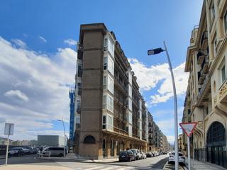 Aparcament cotxe a Donostia-san sebastián - aldamar kalea 13-14. Raya de garaje en venta en calle aldamar